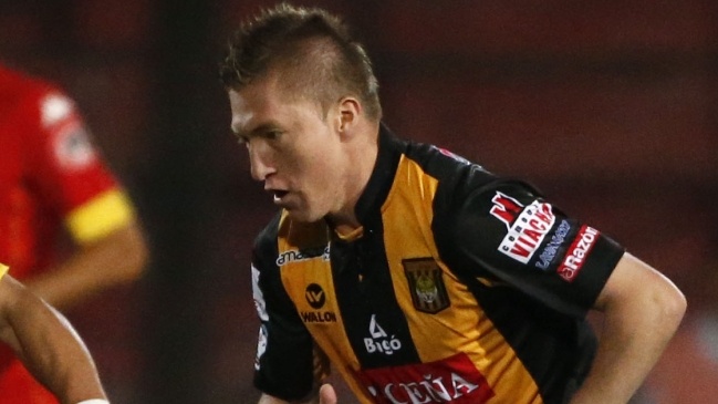 Medio boliviano puso a Alejandro Chumacero como posible refuerzo de Unión Española