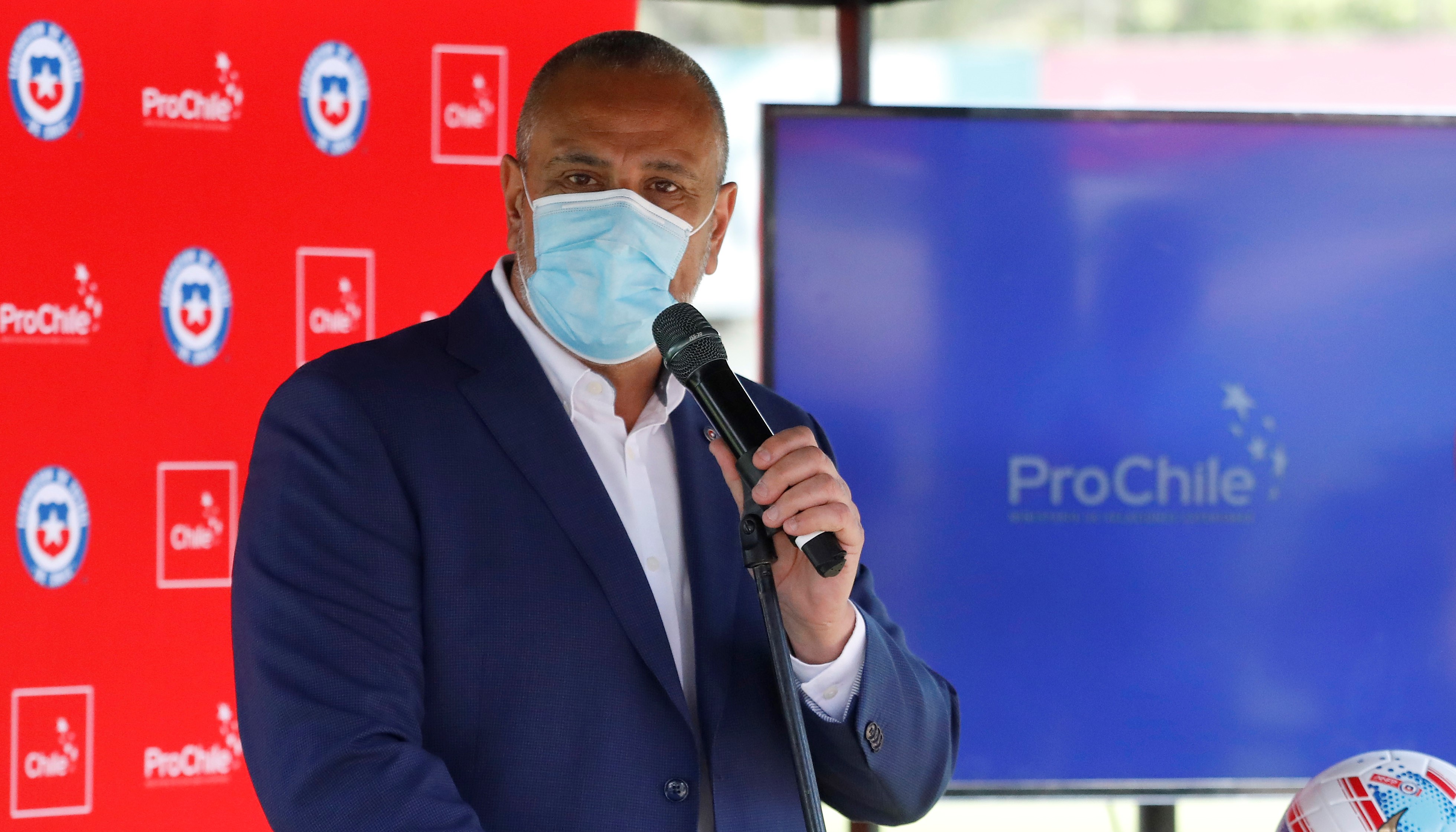 Milad y la decisión de contratar a Lasarte: Conoce el fútbol chileno, a los jugadores y nuestra idiosincrasia