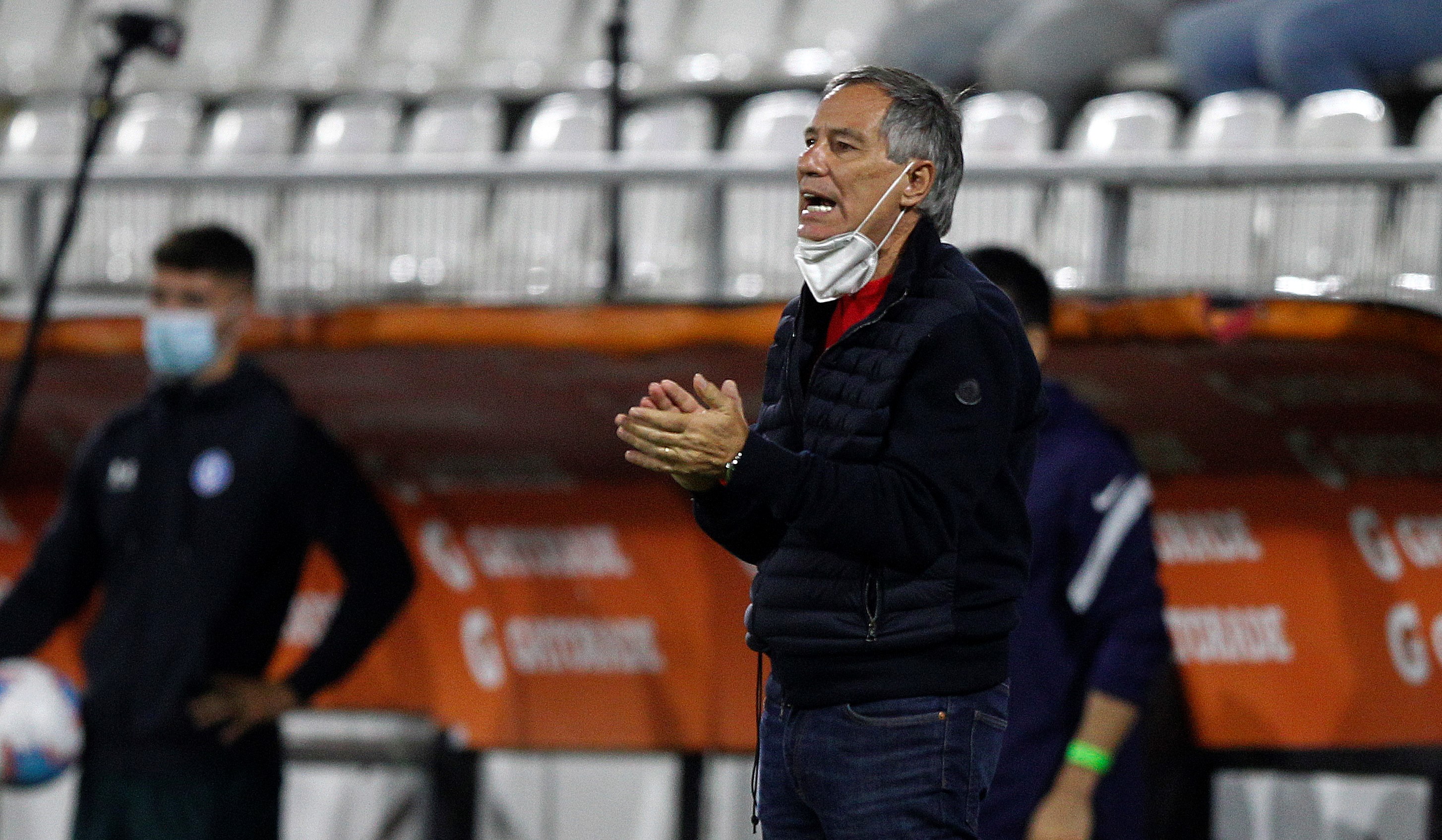 Ariel Holan y su continuidad: Ahora festejaremos y después nos reuniremos para ver cómo sigue esto