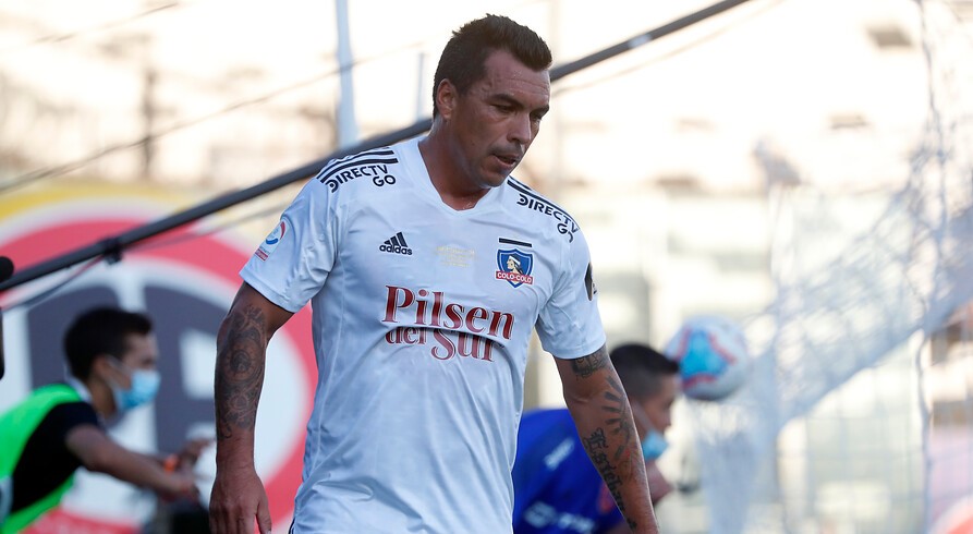 Esteban Paredes e Ignacio Jara quedaron fuera del crucial duelo ante Cobresal