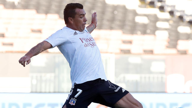 Esteban Paredes e Ignacio Jara fueron citados en Colo Colo para el vital duelo con O’Higgins