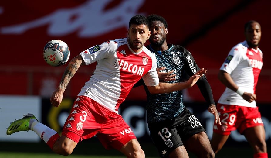Guillermo Maripán fue titular en sufrido empate de AS Mónaco ante Lorient
