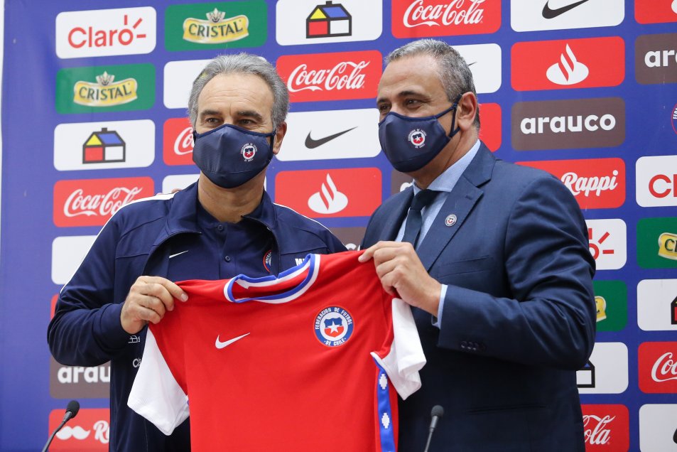 La presentación de Martín Lasarte como director técnico de La Roja en Quilín