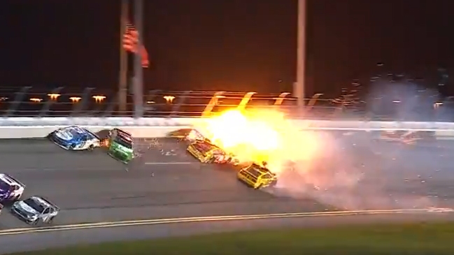 El sorprendente choque múltiple en las 500 millas de Daytona