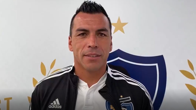 Esteban Paredes: Vamos a dejar la vida en la cancha, de ésta salimos todos