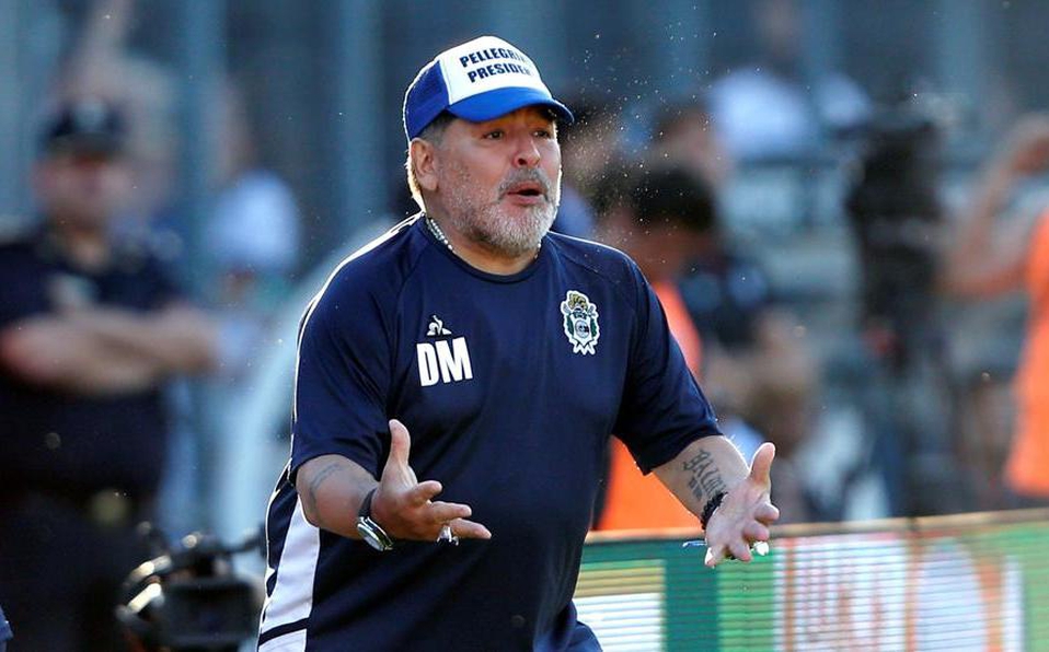 Testimonio afirmó que a Maradona “le ponían pastillas en la cerveza para que no jodiera de noche”