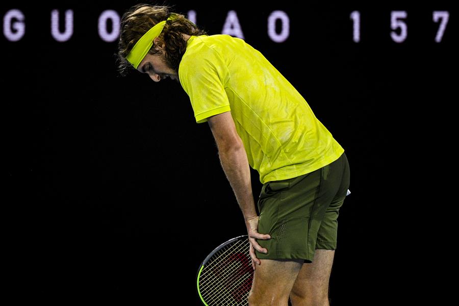 Daniil Medvedev se citó con Djokovic en la final de Australia tras batir a Tsitsipas