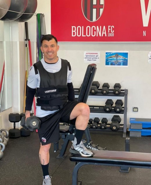 “Ya estamos en lo último”: Gary Medel mostró la etapa final del tratamiento de su lesión