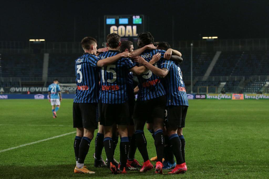 ¡Partidazo! Atalanta goleó a Napoli y trepó hasta puestos de Champions en la Serie A
