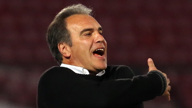 Martín Lasarte: Si existe la posibilidad de jugar con un enganche, la vamos a utilizar