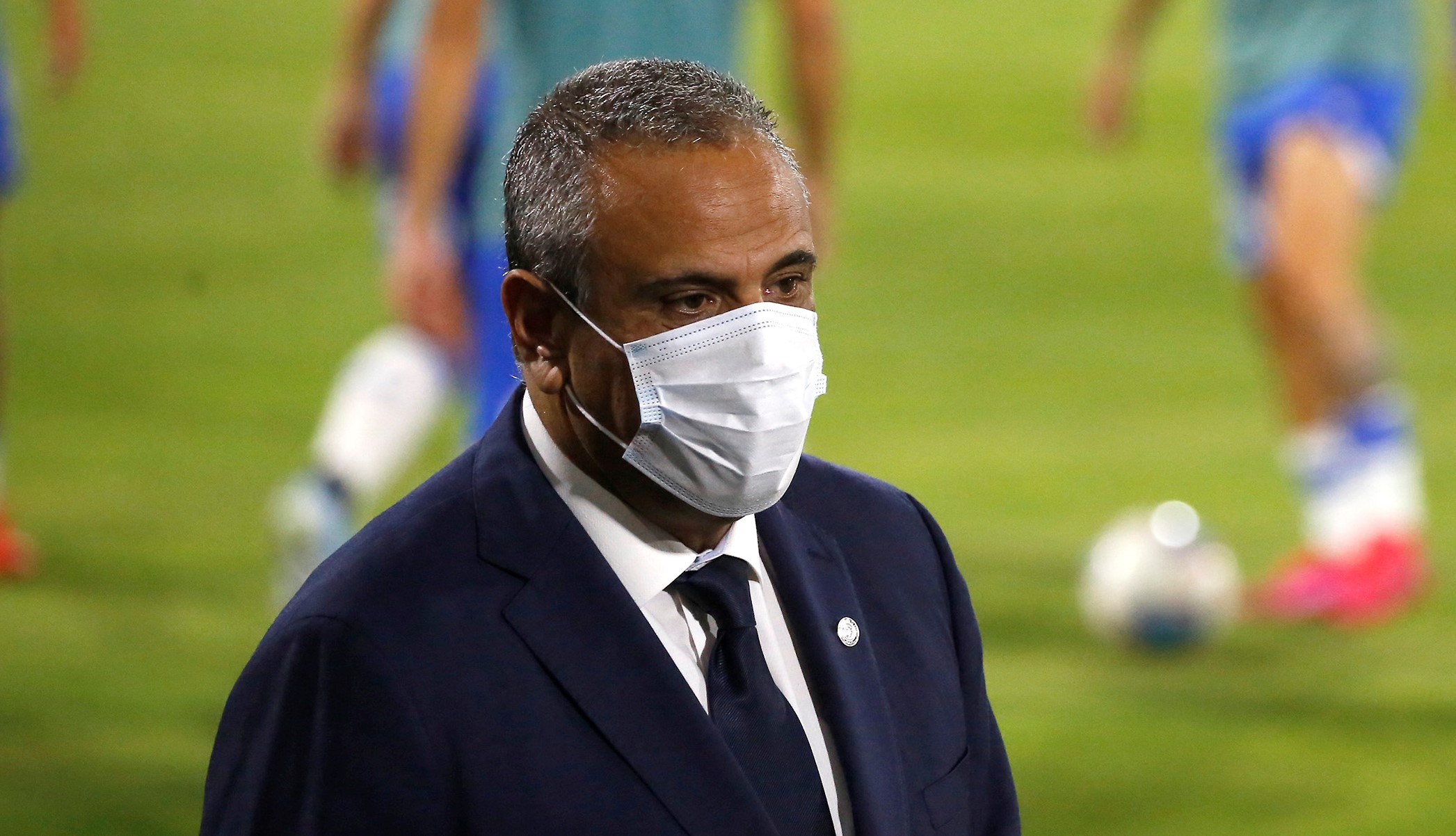 Milad: Invitamos a funcionarios de salud para el duelo con Paraguay, como agradecimiento por salvar vidas