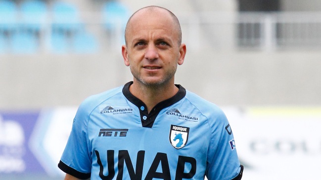 Gustavo Lorenzetti renovó por una temporada y defenderá a Deportes Iquique en la Primera B