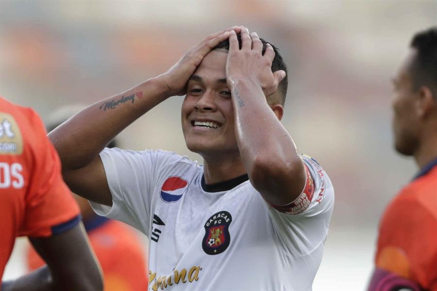 César Vallejo y Caracas igualaron en Lima y dejaron la llave abierta en la Copa Libertadores