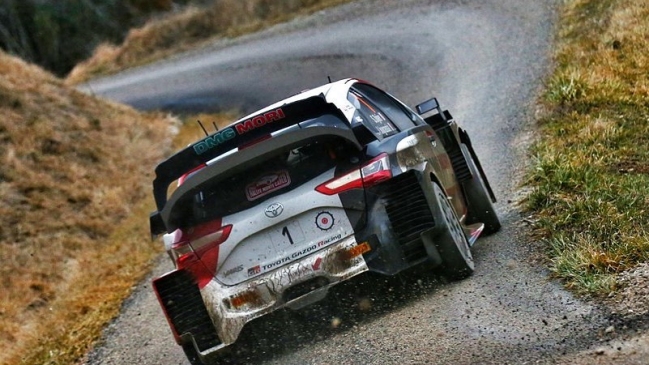 Sebastien Ogier encabeza un inédito Rally en Finlandia Artico