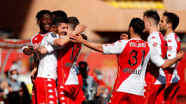 AS Monaco y Maripán se metieron en la pelea por el título con triunfo de Brest