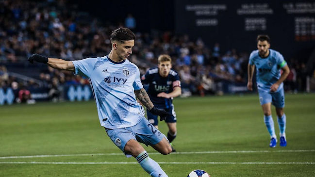 ¿Vuelve para reencontrarse con su ex DT? Felipe Gutiérrez se despidió de Sporting Kansas City