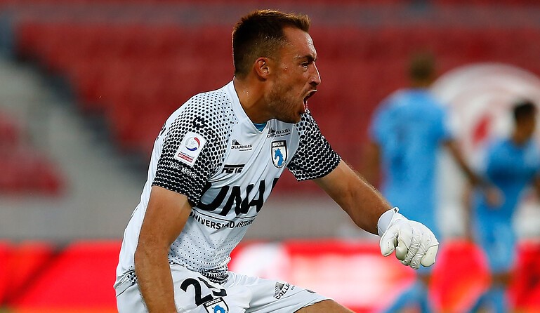 Universidad Católica anunció el arribo del arquero Sebastián Pérez