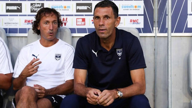 “Insólito”: La reacción de la prensa argentina a la negativa de ayudante de Poyet para venir a la UC