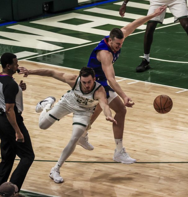 Los triunfos de Celtics y Nuggets en una nueva jornada de la NBA