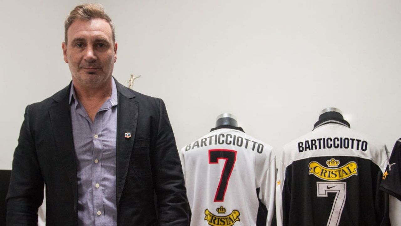 Marcelo Barticciotto: Colo Colo debe cambiar más allá de quién esté a la cabeza