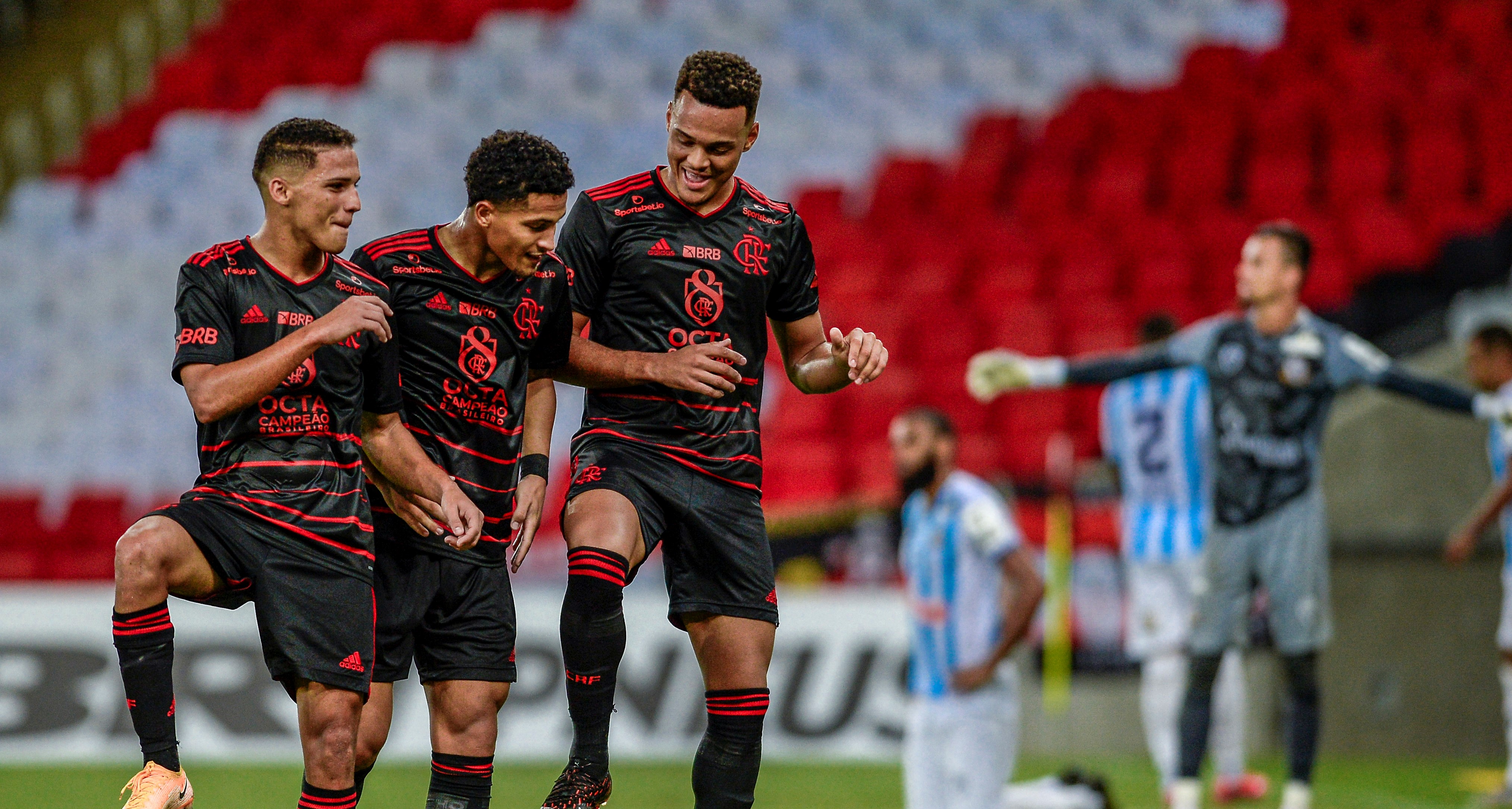 Flamengo batió a Macaé y selló su segundo triunfo seguido en el Campeonato Carioca