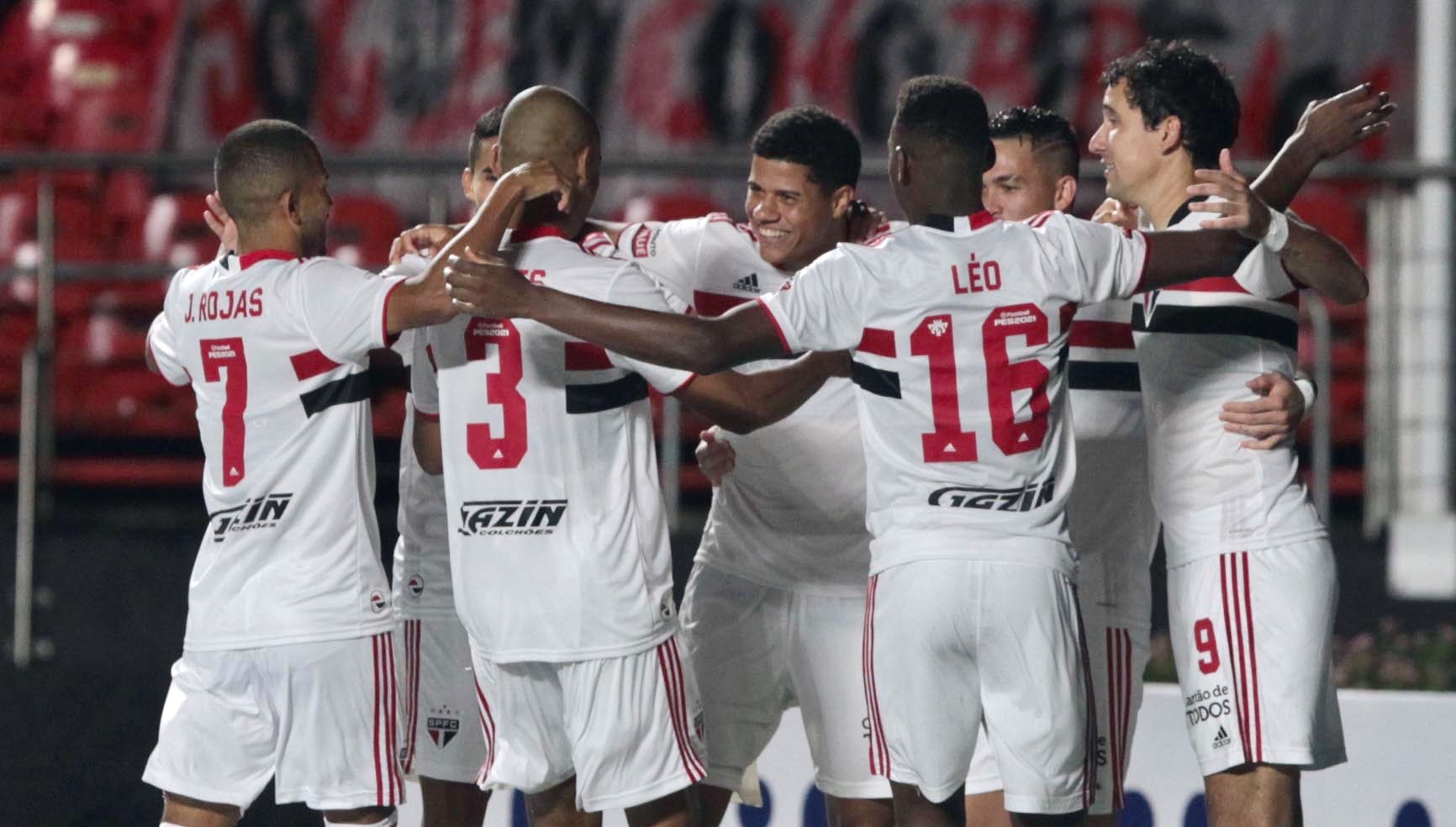 La paliza de Sao Paulo al Santos de Ariel Holan en el Morumbí