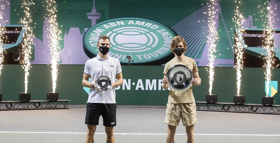 Andrey Rublev conquistó el ATP de Rotterdam tras batir a Marton Fucsovics