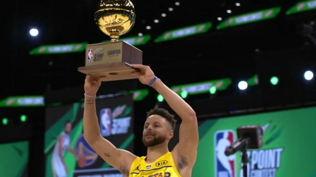 Stephen Curry arrasó con 28 puntos para ganar el concurso de triples del NBA All Star