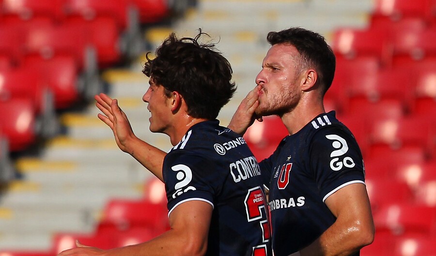 Hinchada Cooperativa regresa en grande con el debut de la U en Copa Libertadores