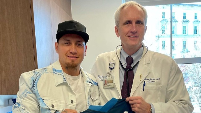 “Listos para volver”: Nicolás Castillo fue dado de alta y proyecta su regreso a las canchas para julio