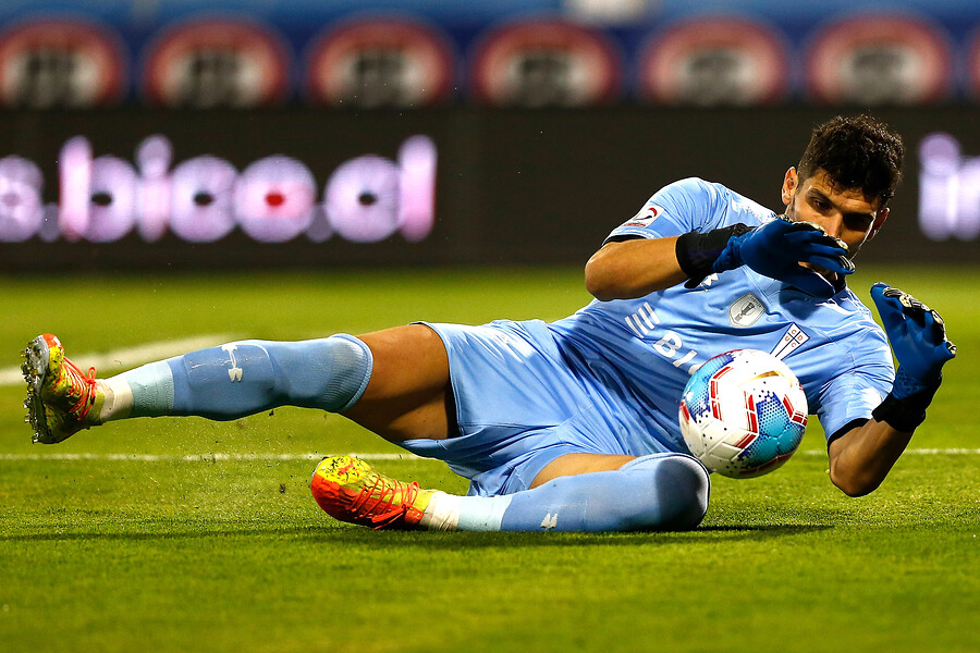 Los mejores del fútbol chileno el 2020, según encuesta de El País