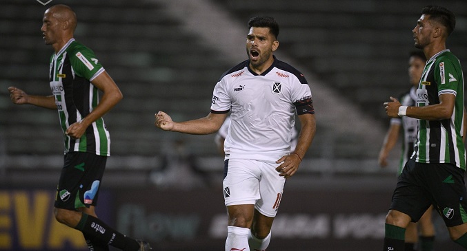 Independiente venció con lo justo a Villa Mitre y avanzó en la Copa Argentina