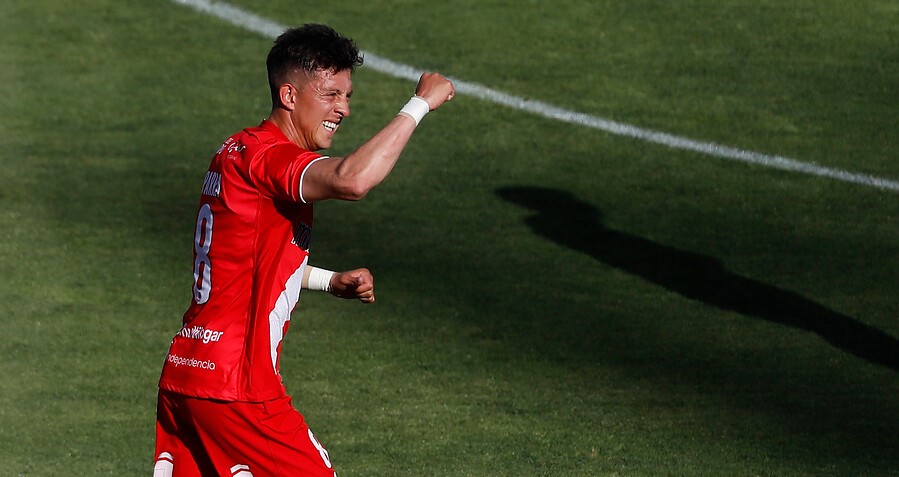 Curicó Unido aseguró la permanencia de Pablo Parra