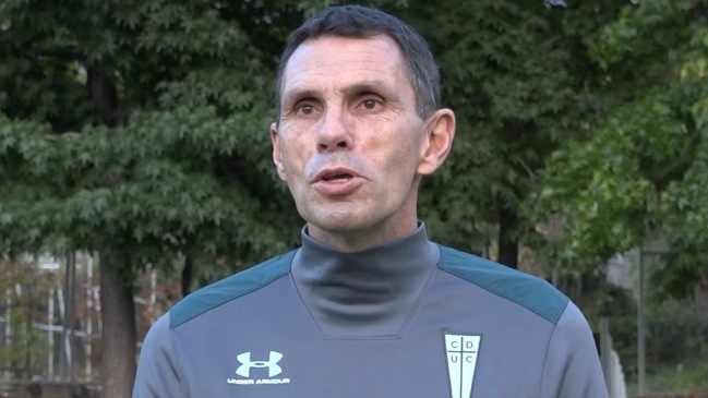 Gustavo Poyet tras su primera práctica en la UC: Queremos llegar de la mejor forma a la Supercopa