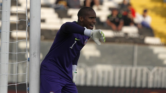 Preparador de arqueros de Colo Colo: Omar Carabalí es fuerte y físicamente superdotado