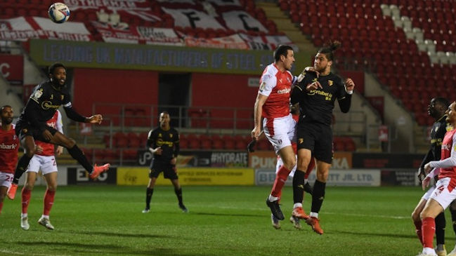 “El Maldini chileno”: El tremendo apodo que usó Watford para elogiar a Francisco Sierralta