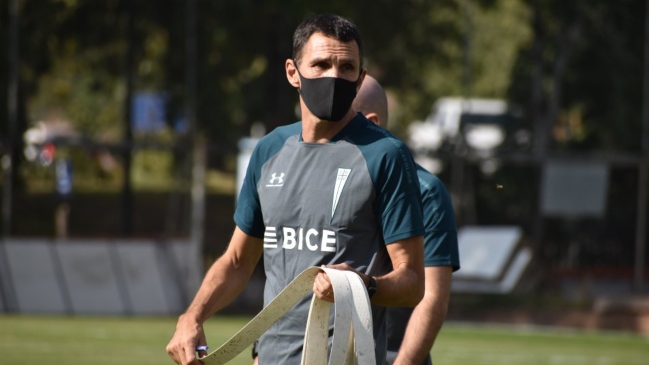 Gustavo Poyet comenzó a definir la formación que jugará la Supercopa