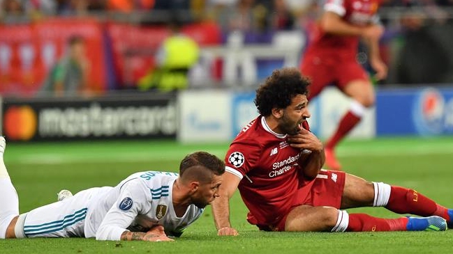 Roberto Carlos: Salah no va ni a acercarse a Sergio Ramos
