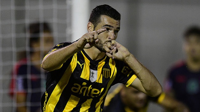 Aseguran que Colo Colo ya realizó una oferta formal por Fabricio Formiliano