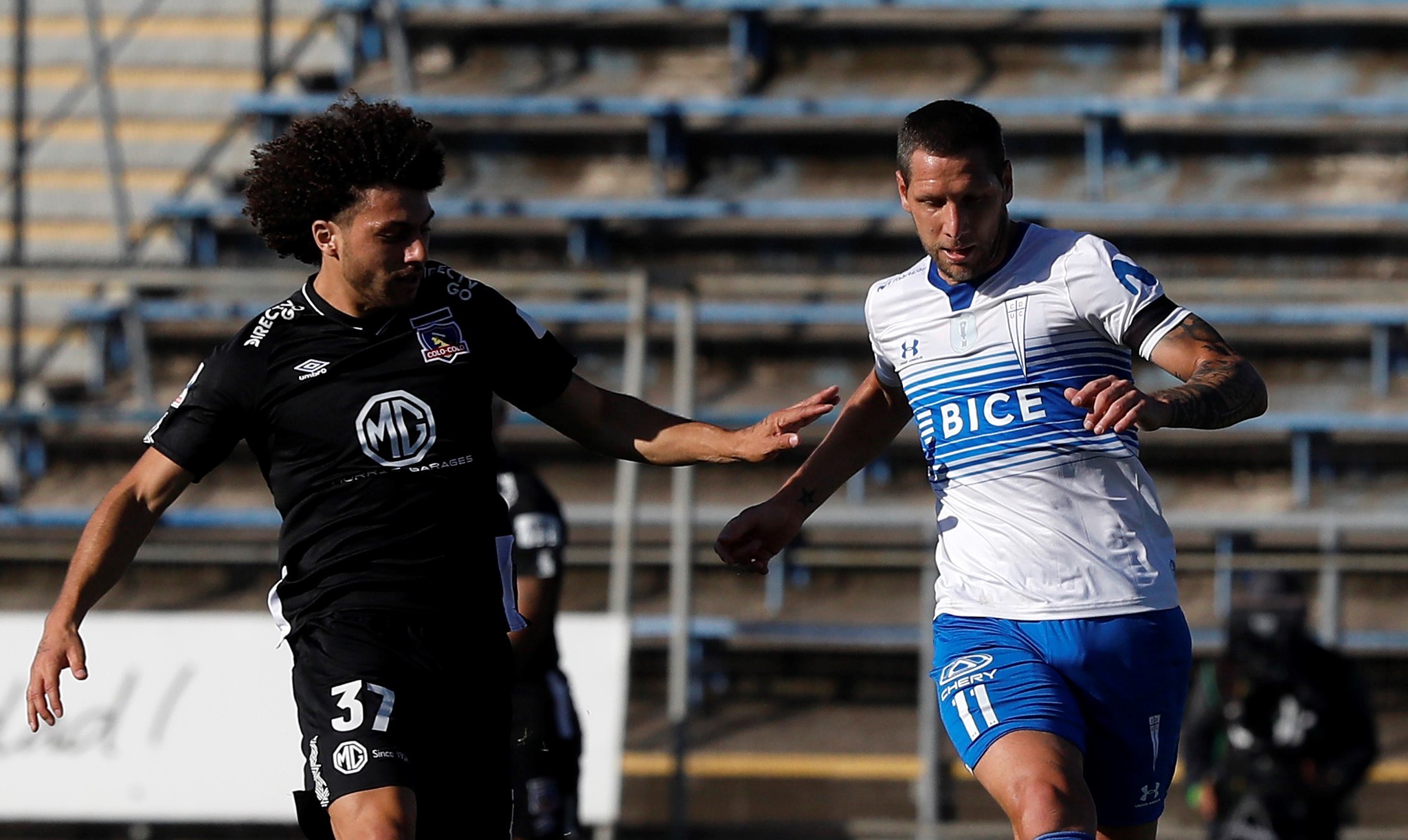 ¡Alienta a tu equipo! Hinchada Cooperativa te invita a vivir la Supercopa entre la UC y Colo Colo
