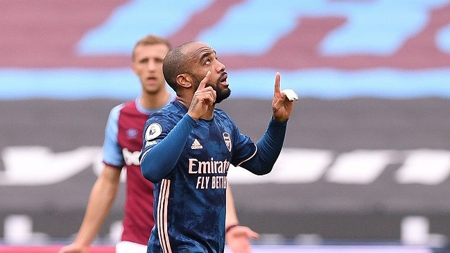 Arsenal rescató un sufrido empate ante West Ham en la Premier League