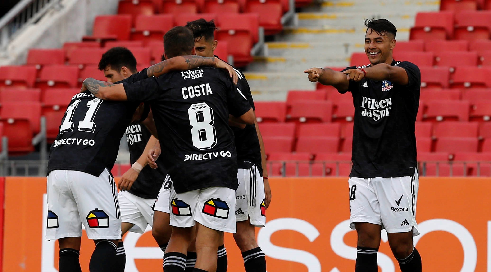 Colo Colo golpeó primero a la UC con un golazo de Iván Morales