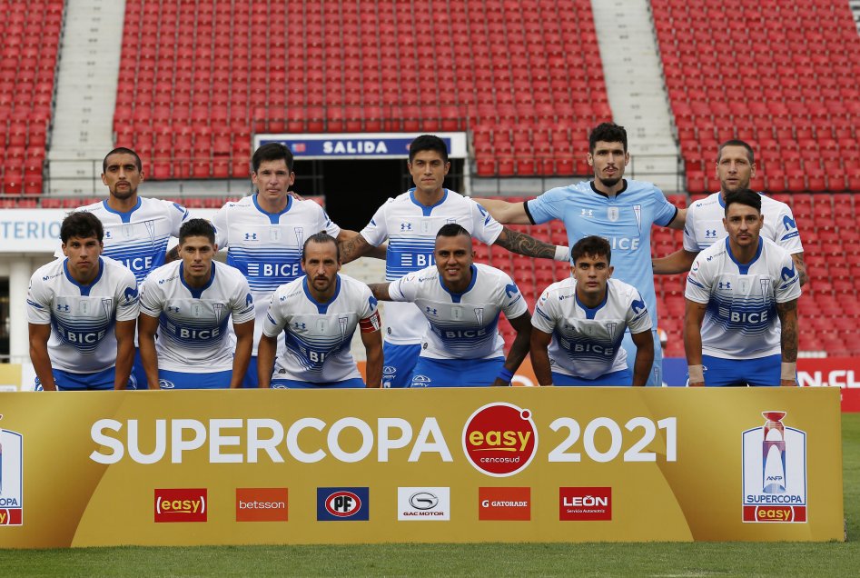 Universidad Católica alzó la Supercopa y se coronó “campeón de campeones”