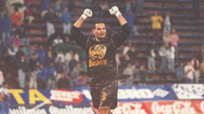 Se cumplieron 25 años del histórico gol de 60 metros de Chilavert con Vélez a River Plate