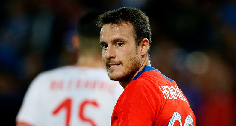 Henríquez: Se está armando un buen grupo en la Roja, debemos conocer al nuevo entrenador