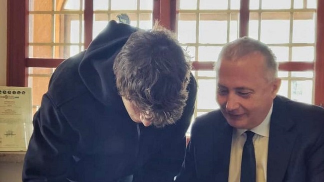 Bisnieto de Benito Mussolini firmó contrato profesional con Lazio