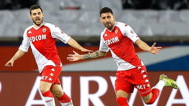 Guillermo Maripán apareció en el horizonte de París Saint-Germain