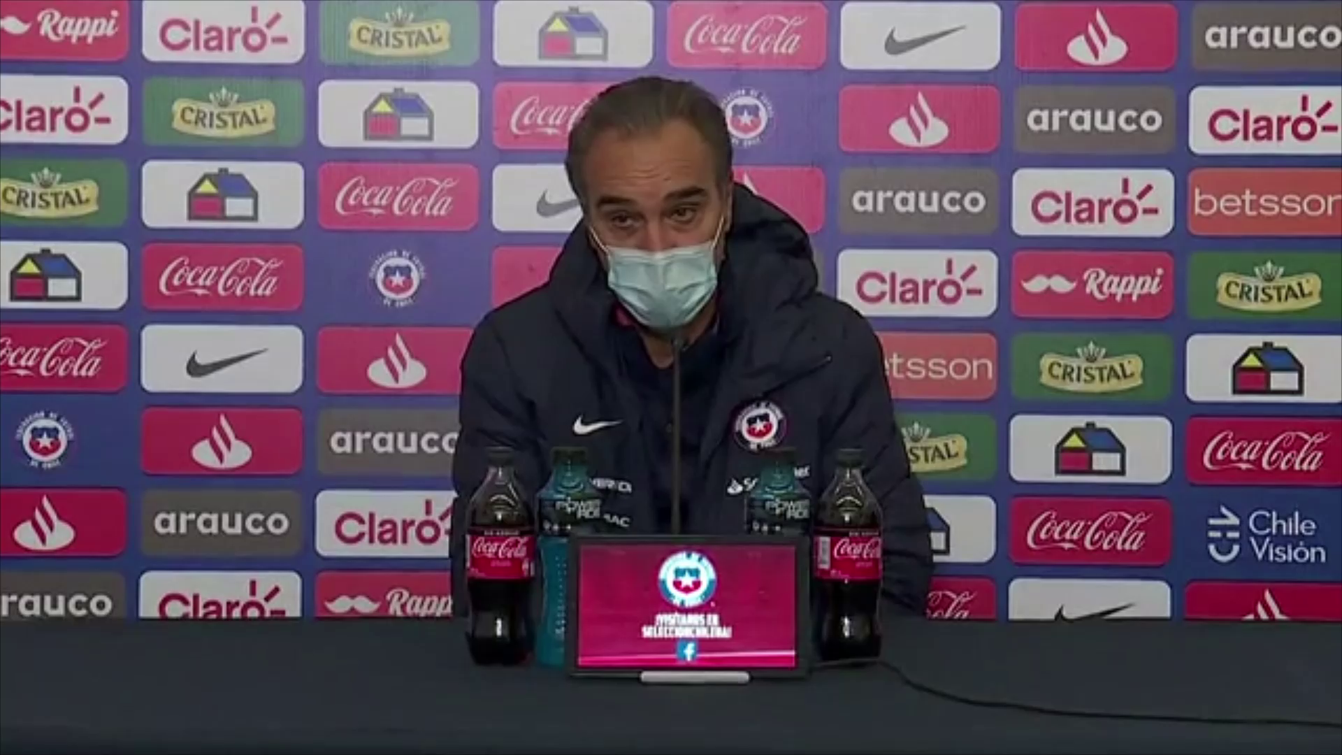 Lasarte y la capitanía de Bravo: Es una situación puntual, el liderazgo es compartido y a Claudio le tocó