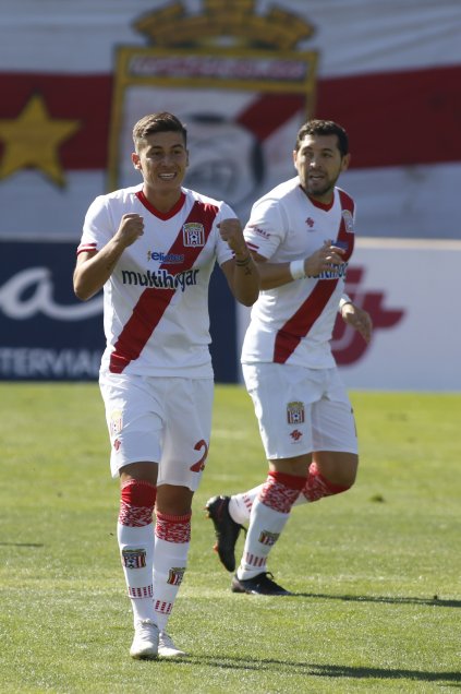 Curicó Unido abrió el Campeonato Nacional con una victoria ante Deportes Melipilla