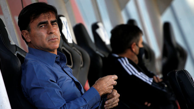 Gustavo Quinteros: Estaré tranquilo cuando Formiliano viaje y firme con el club